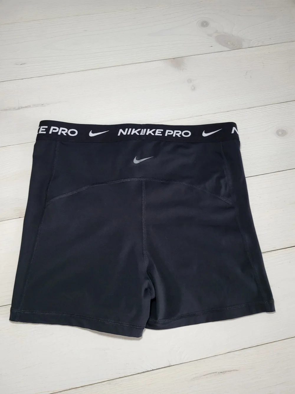 Nike Black Dri-FIT Performance Shorts Exercise Workout.